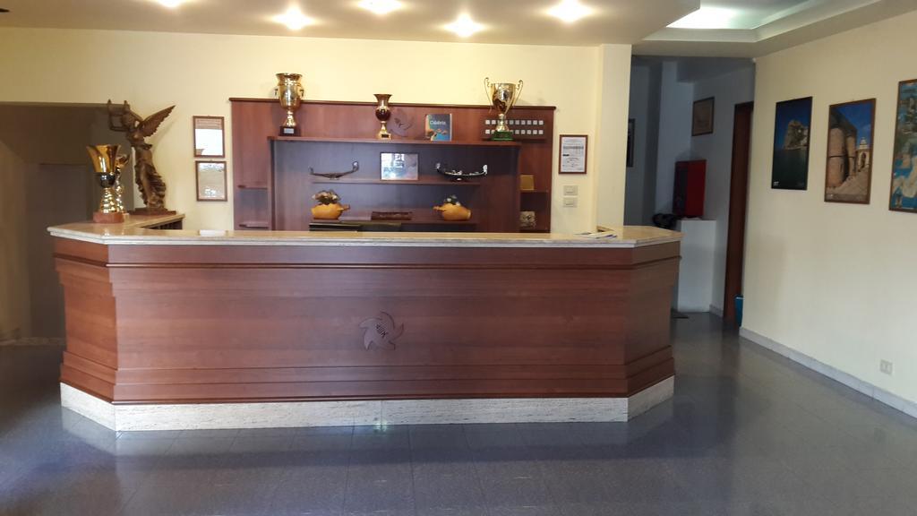 Albergo Boccaccio Villa San Giovanni Exteriér fotografie